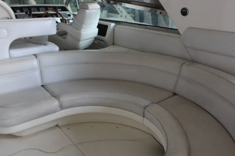 Slide: The Image of Sea Ray 630 Super Sun Sport 1996 - 13