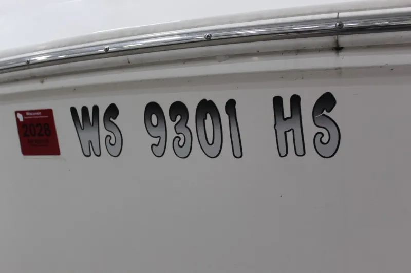 Slide: The Image of Rinker 280 express cruiser 2008 - 18