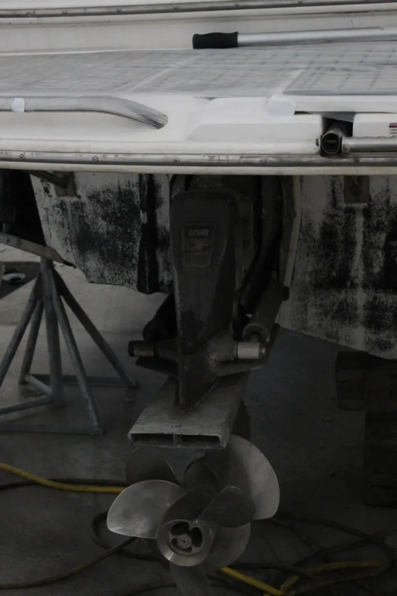 Slide: The Image of Chaparral 350 Signature 2001 - 12