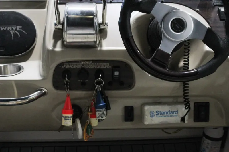 Slide: The Image of Chaparral 350 Signature 2001 - 29