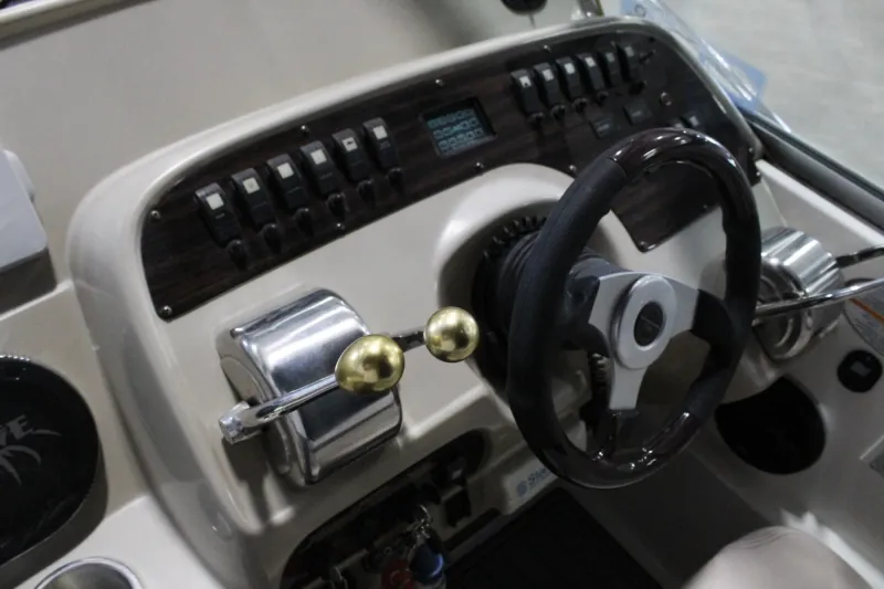 Slide: The Image of Chaparral 350 Signature 2001 - 27