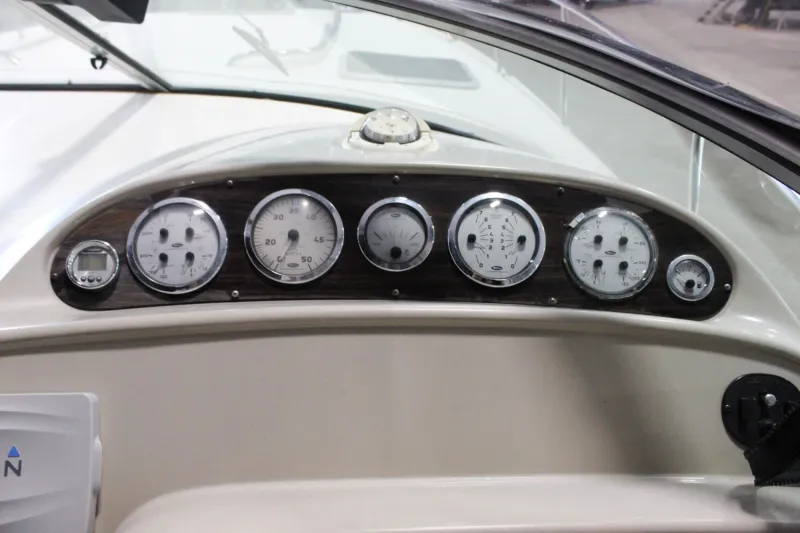 Slide: The Image of Chaparral 350 Signature 2001 - 24