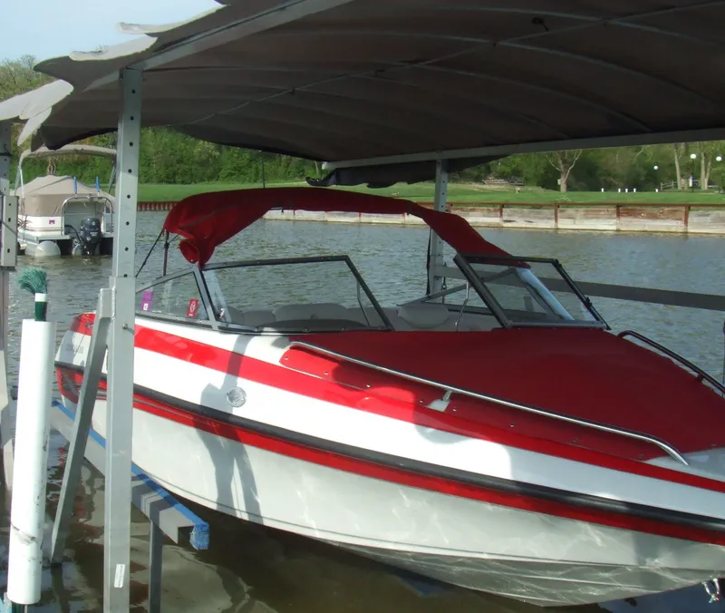 Slide: The Image of Crownline Boats 180BR 2006 - 25