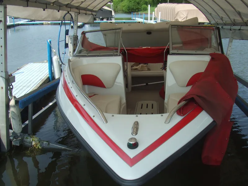 Slide: The Image of Crownline Boats 180BR 2006 - 26