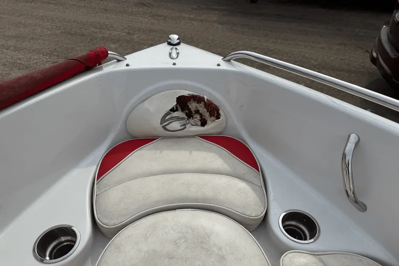 Slide: The Image of Crownline Boats 180BR 2006 - 6