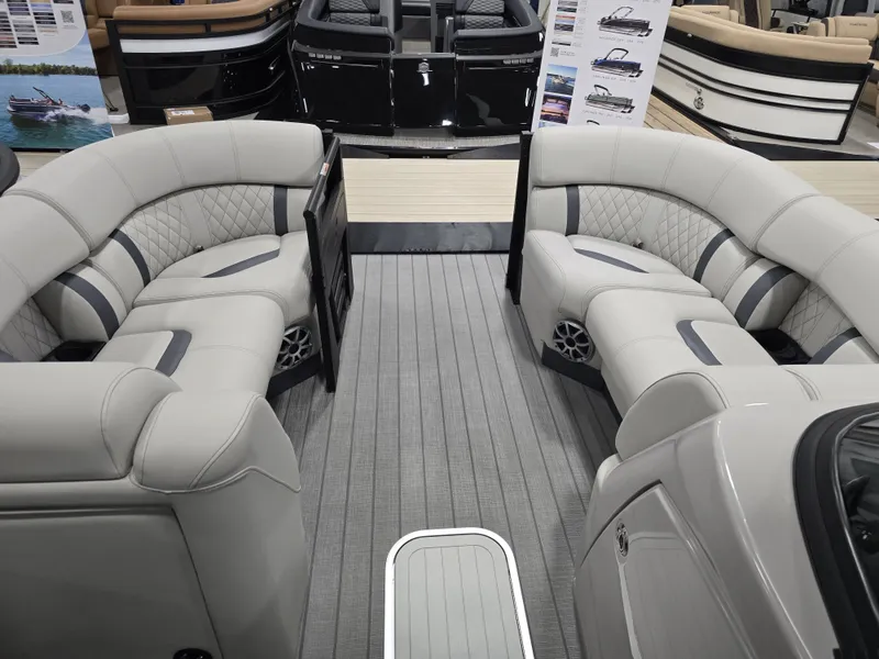 Slide: The Image of Starcraft RX 23 DL DHTT 2025 - 5