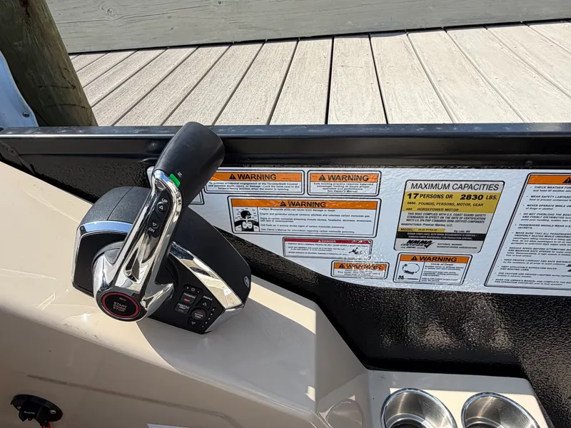 Slide: The Image of Premier 250 SOLARIS REV 2025 - 22