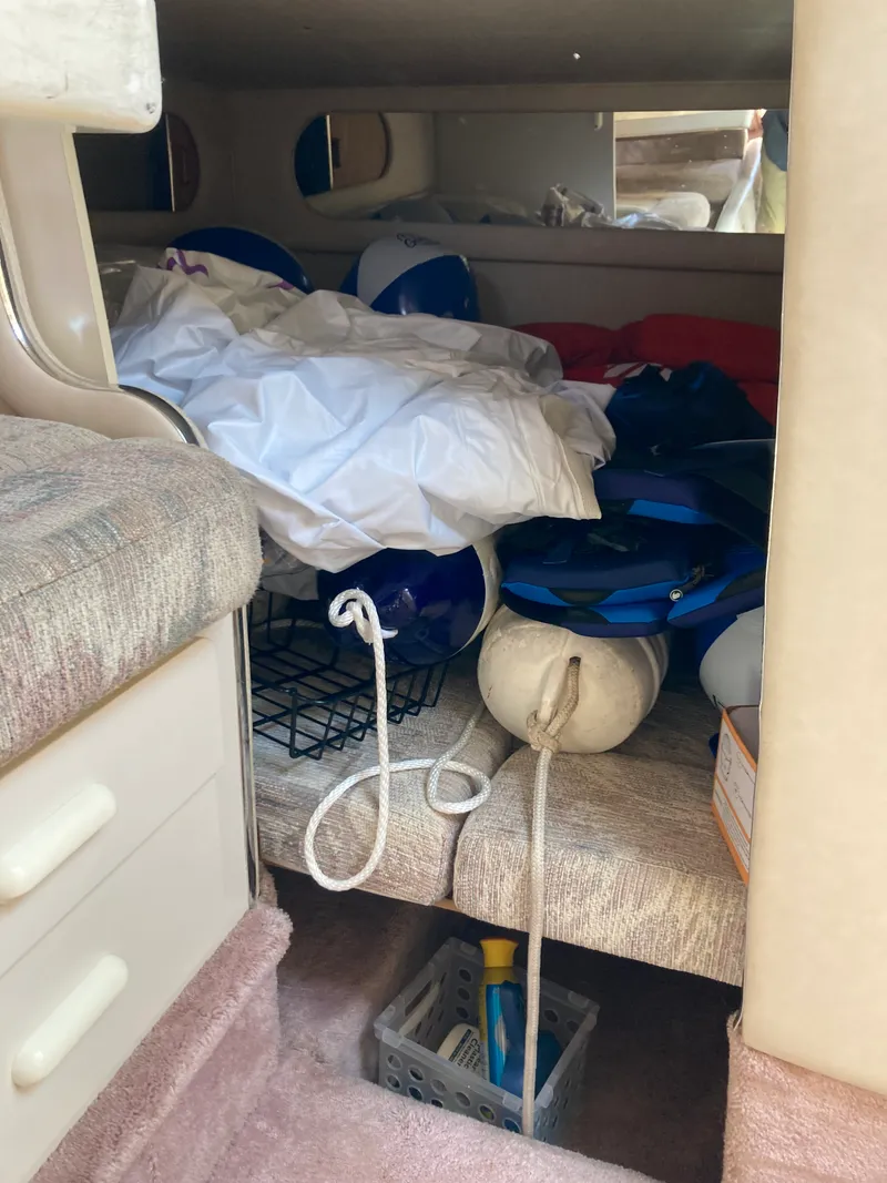 Slide: The Image of Sea Ray 300 SUNDANCER 1995 - 11