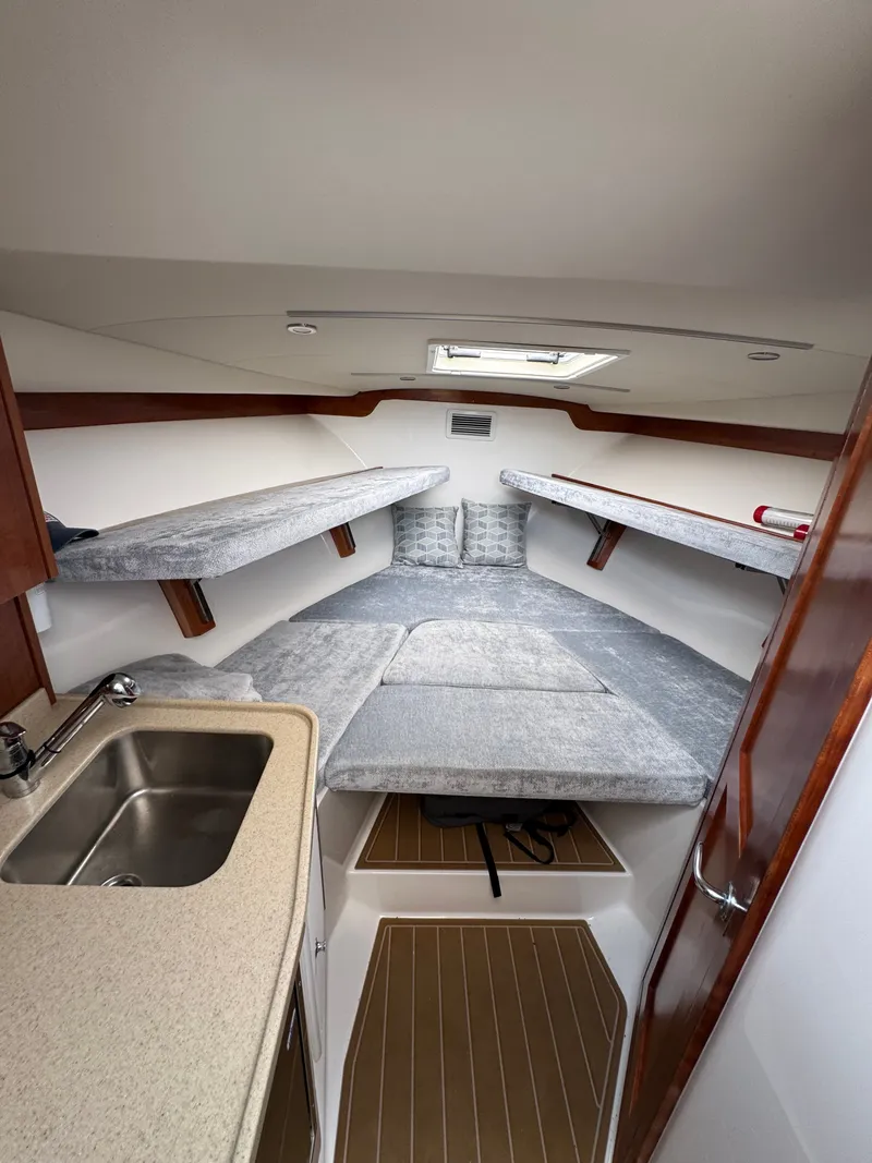 Slide: The Image of Albemarle 30 Express 2022 - 54