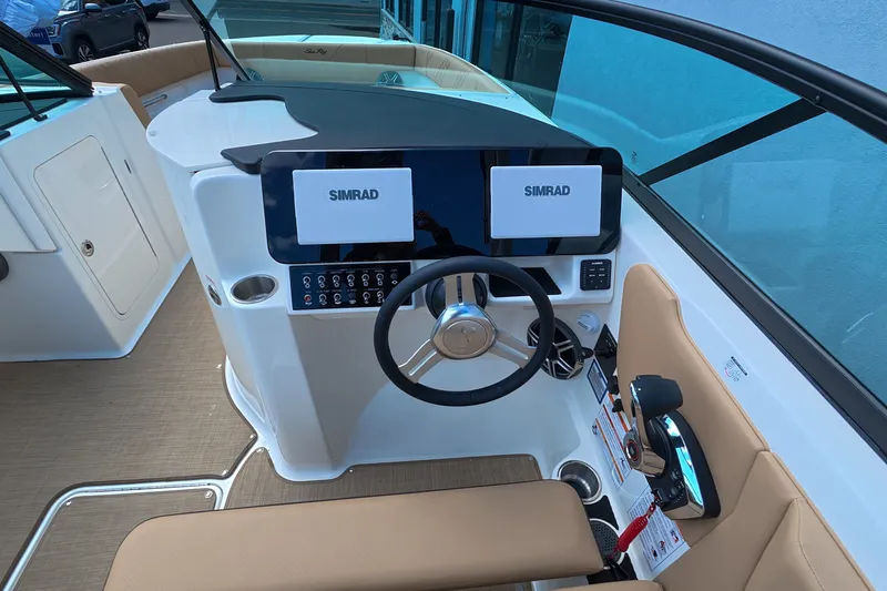 Slide: The Image of Sea Ray SDX 270 Outboard 2026 - 33