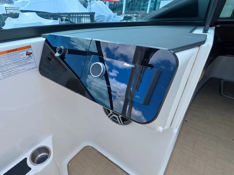 Slide: The Image of Sea Ray SDX 270 Outboard 2026 - 27