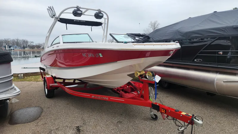 The Image of Four Winns HD 200 2018 - 0