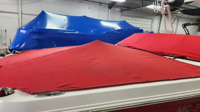 Slide: The Image of Four Winns HD 200 2018 - 4