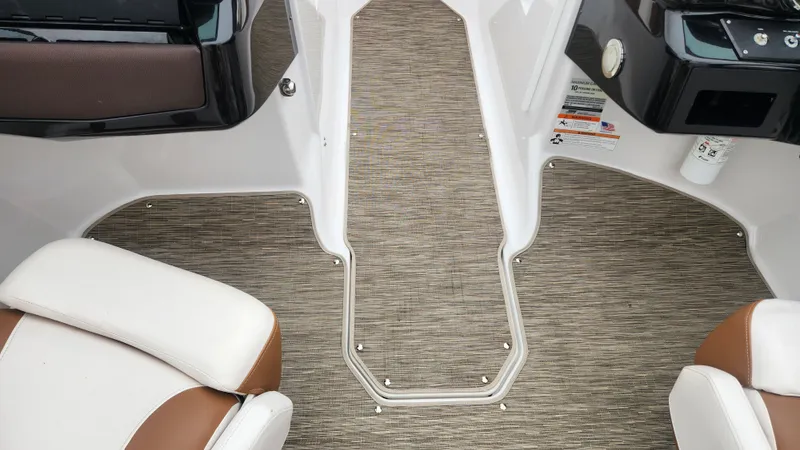 Slide: The Image of Four Winns HD 200 2018 - 48