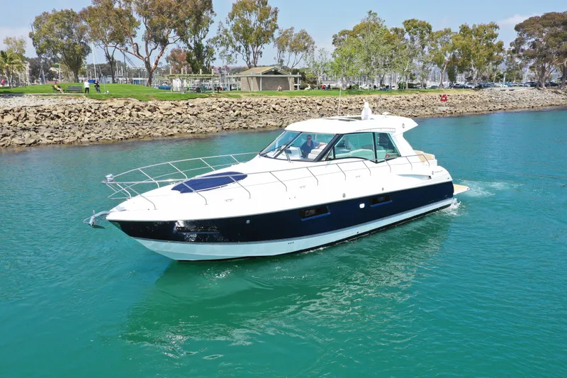 The Image of Cruisers 48 CANTIUS 2015 - 0