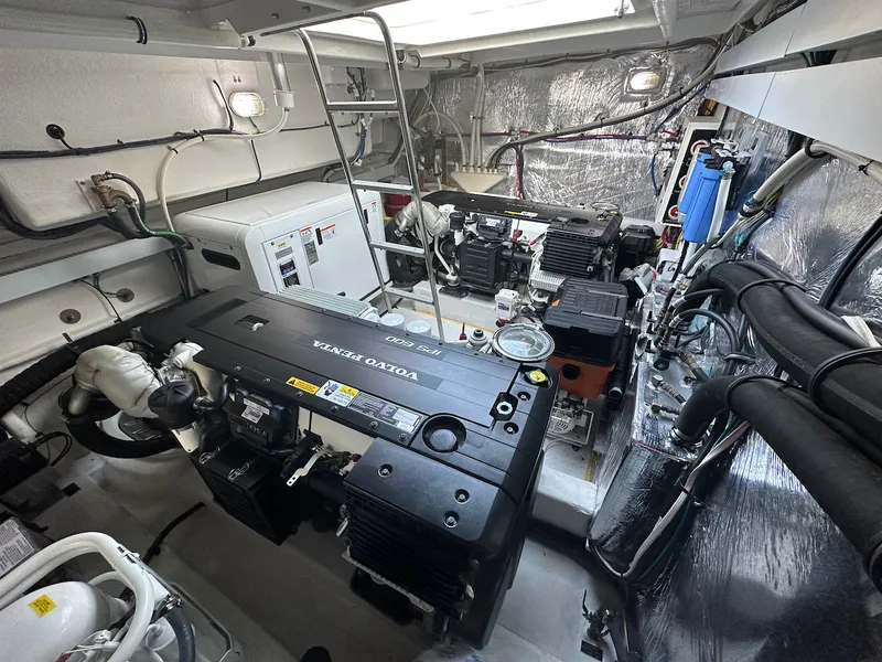 Slide: The Image of Cruisers 48 CANTIUS 2015 - 48