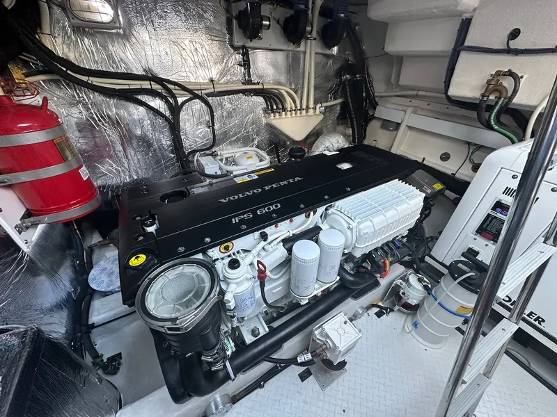 Slide: The Image of Cruisers 48 CANTIUS 2015 - 51