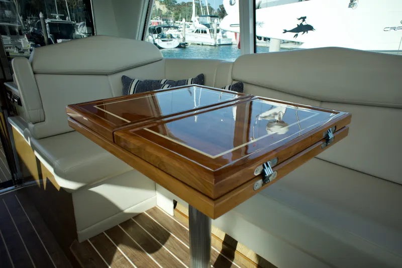 Slide: The Image of Cruisers 48 CANTIUS 2015 - 8