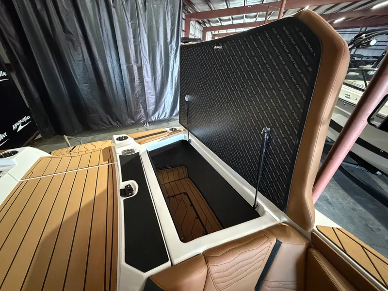 Slide: The Image of Nautique G23SUPER AIR 2026 - 16