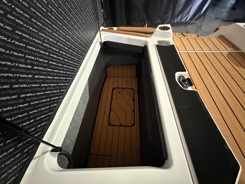 Slide: The Image of Nautique G23SUPER AIR 2026 - 18