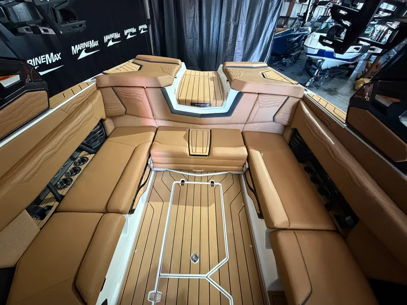 Slide: The Image of Nautique G23SUPER AIR 2026 - 28