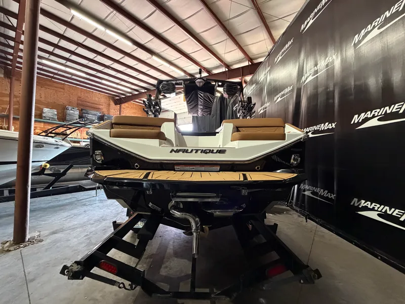 Slide: The Image of Nautique G23SUPER AIR 2026 - 8