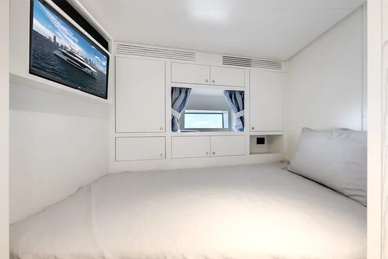 Slide: The Image of Azimut 36 METER 2024 - 127