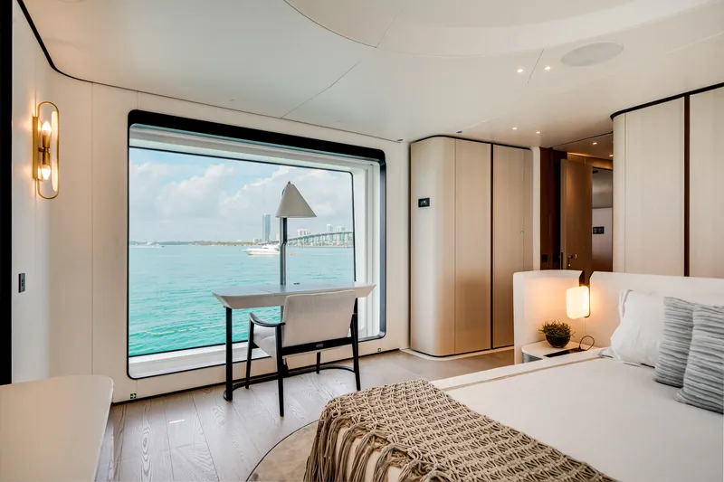 Slide: The Image of Azimut 36 METER 2024 - 89