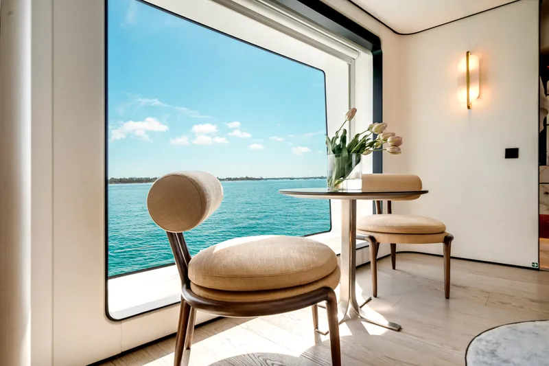 Slide: The Image of Azimut 36 METER 2024 - 90