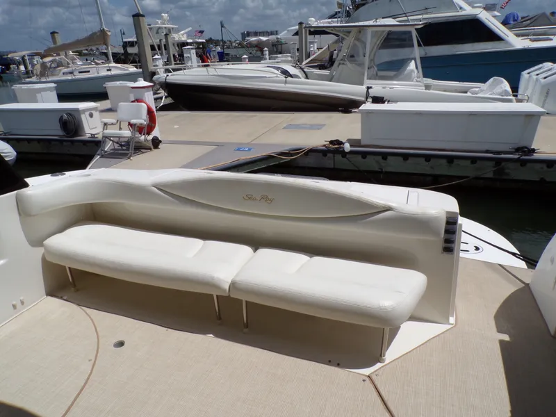 Slide: The Image of Sea Ray 410 EXPRESS 2000 - 16