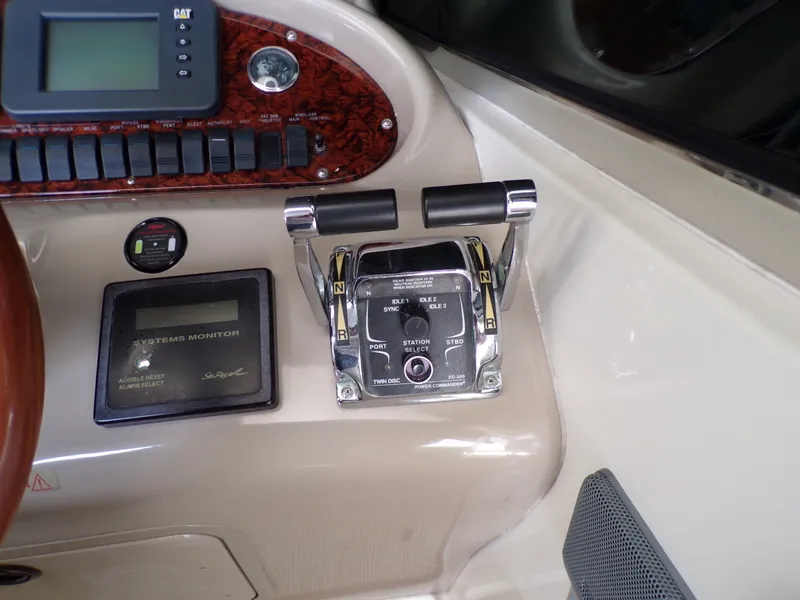 Slide: The Image of Sea Ray 410 EXPRESS 2000 - 20