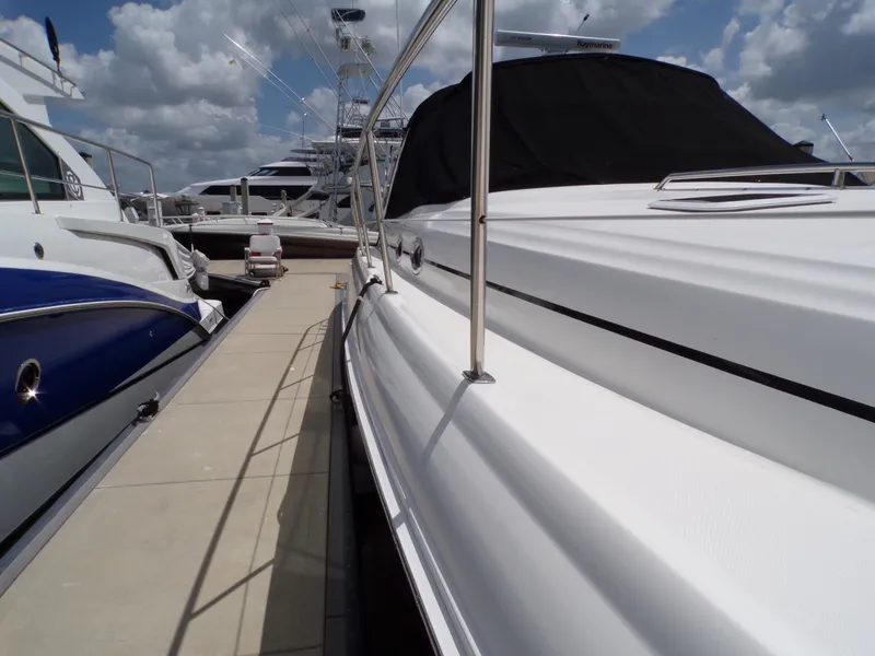 Slide: The Image of Sea Ray 410 EXPRESS 2000 - 3