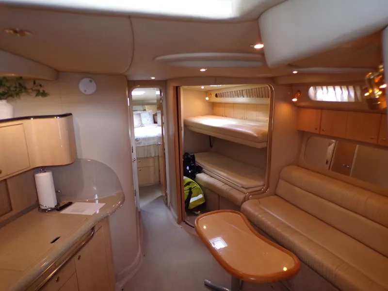 Slide: The Image of Sea Ray 410 EXPRESS 2000 - 62