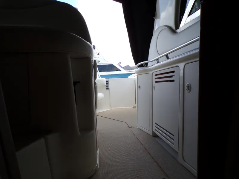 Slide: The Image of Sea Ray 410 EXPRESS 2000 - 65