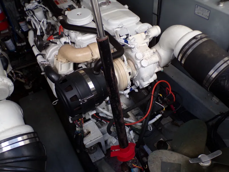 Slide: The Image of Sea Ray 410 EXPRESS 2000 - 76