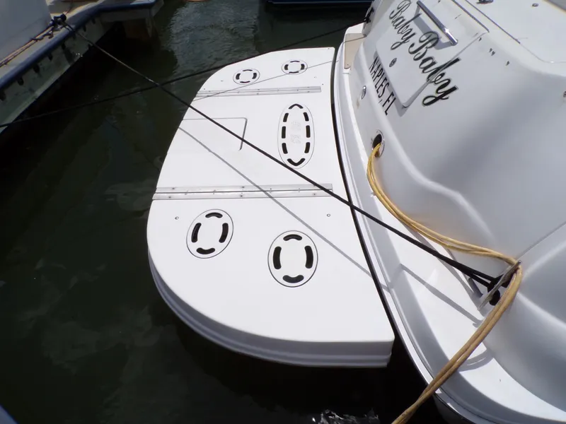 Slide: The Image of Sea Ray 410 EXPRESS 2000 - 98