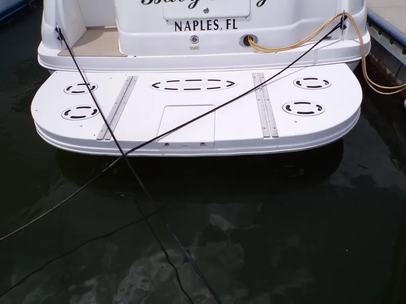 Slide: The Image of Sea Ray 410 EXPRESS 2000 - 99