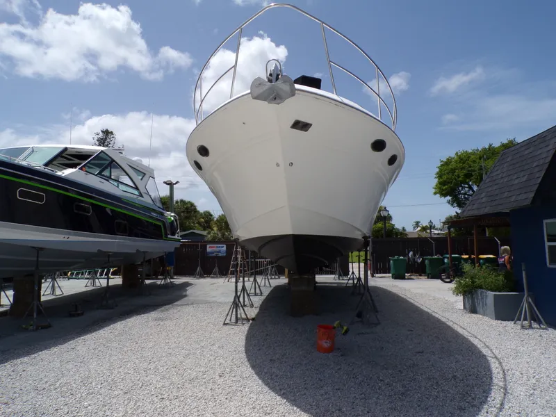 Slide: The Image of Sea Ray 410 EXPRESS 2000 - 103