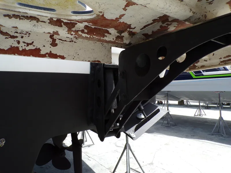 Slide: The Image of Sea Ray 410 EXPRESS 2000 - 101