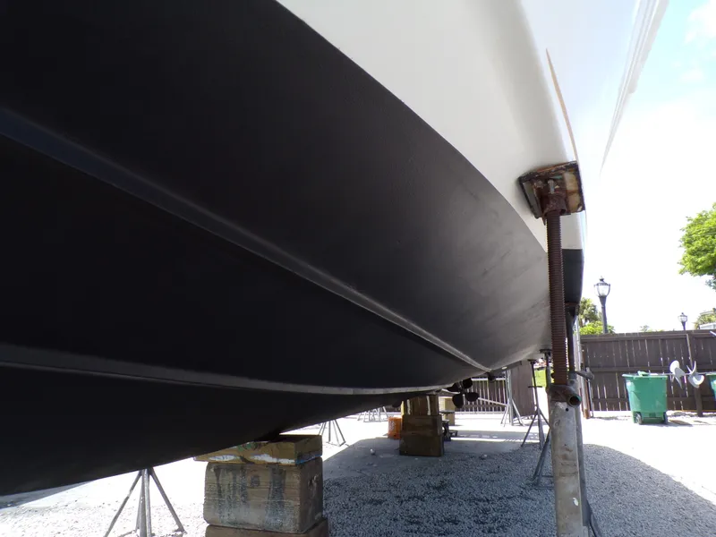Slide: The Image of Sea Ray 410 EXPRESS 2000 - 11