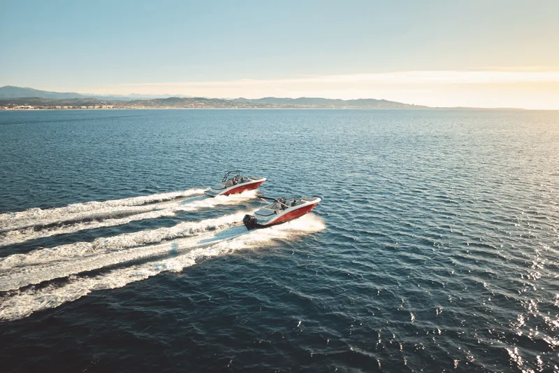 Slide: The Image of Sea Ray SPX 210 Outboard 2026 - 36