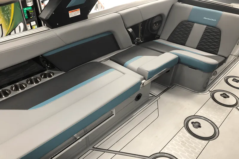 Slide: The Image of Mastercraft X24 2025 - 14