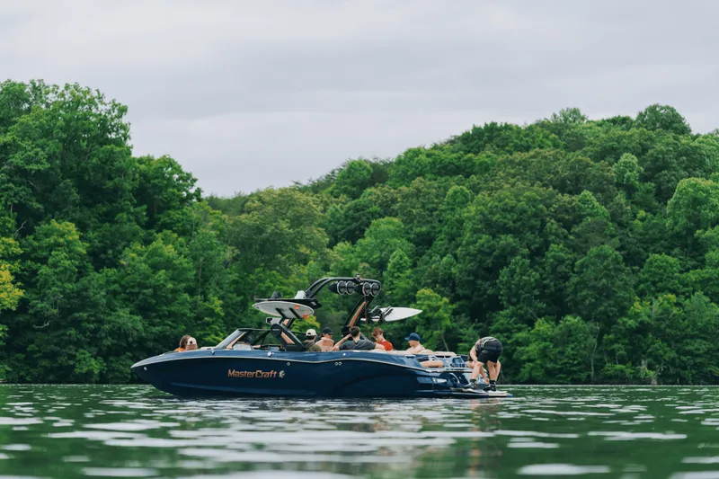 Slide: The Image of Mastercraft X24 2025 - 51