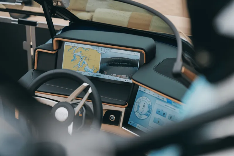 Slide: The Image of Mastercraft X24 2025 - 55