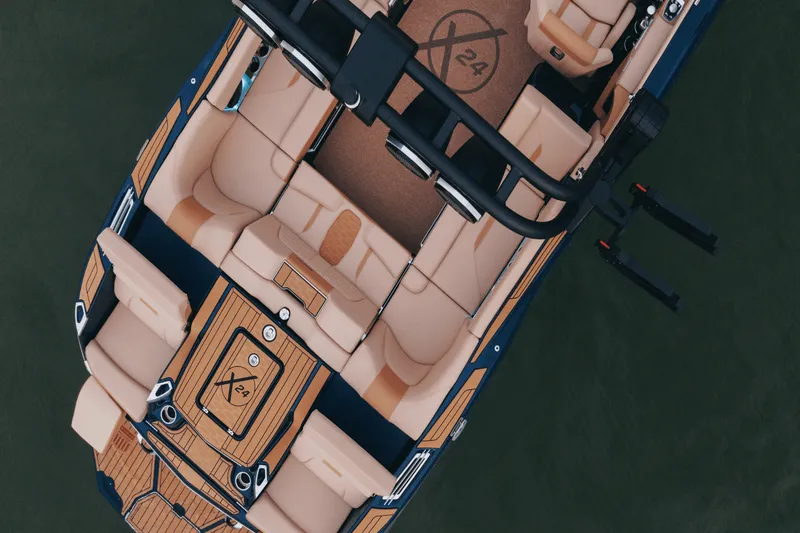 Slide: The Image of Mastercraft X24 2025 - 63