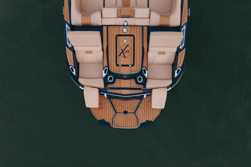 Slide: The Image of Mastercraft X24 2025 - 64