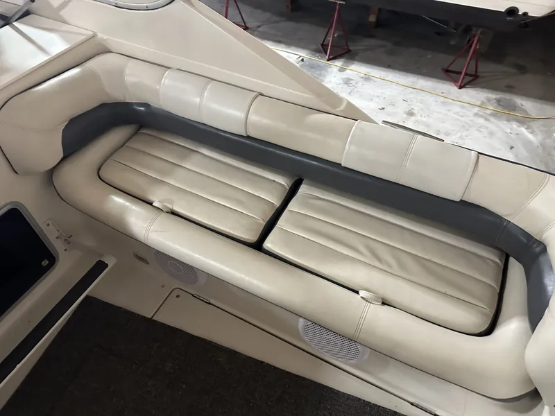 Slide: The Image of Maxum 3200 SCR 1995 - 12