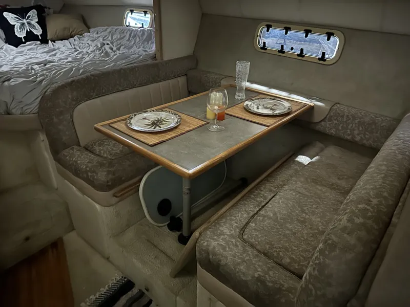 Slide: The Image of Maxum 3200 SCR 1995 - 14