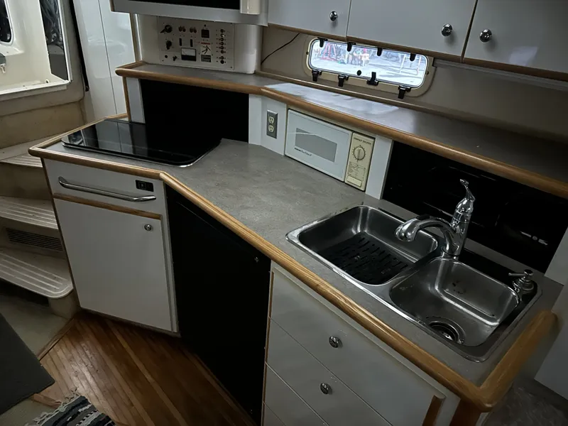 Slide: The Image of Maxum 3200 SCR 1995 - 21