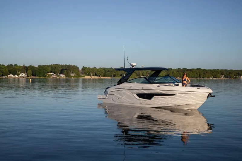 Slide: The Image of Cruisers 34 GLS 2026 - 12